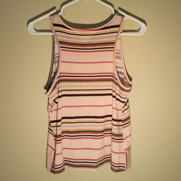 Wallflower, Twist Front Tank, Medium - CLOSET CLEAN OUT SALE!!! - Picture 5 of 5